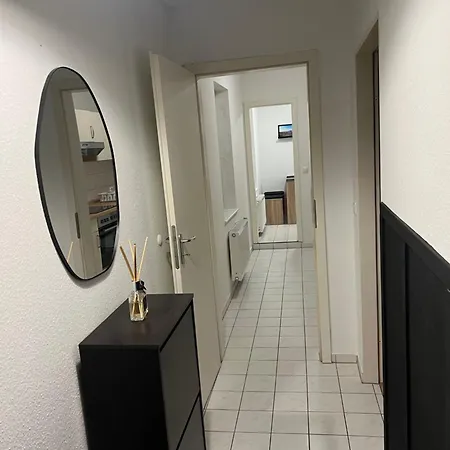 Schoene 2 In Apartment Lubeck