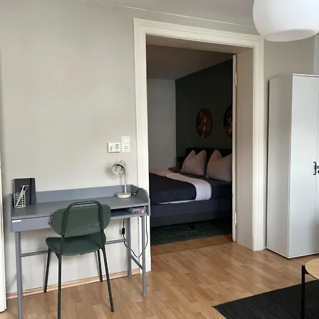Schoene 2 In Apartament Lubeka